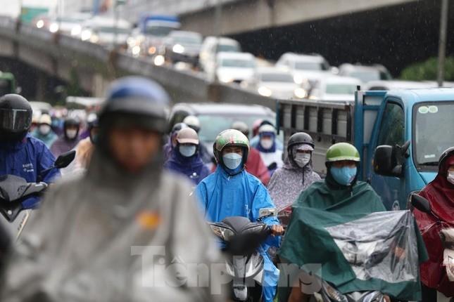 Đón không khí lạnh, miền Bắc chuyển mưa lớn-1