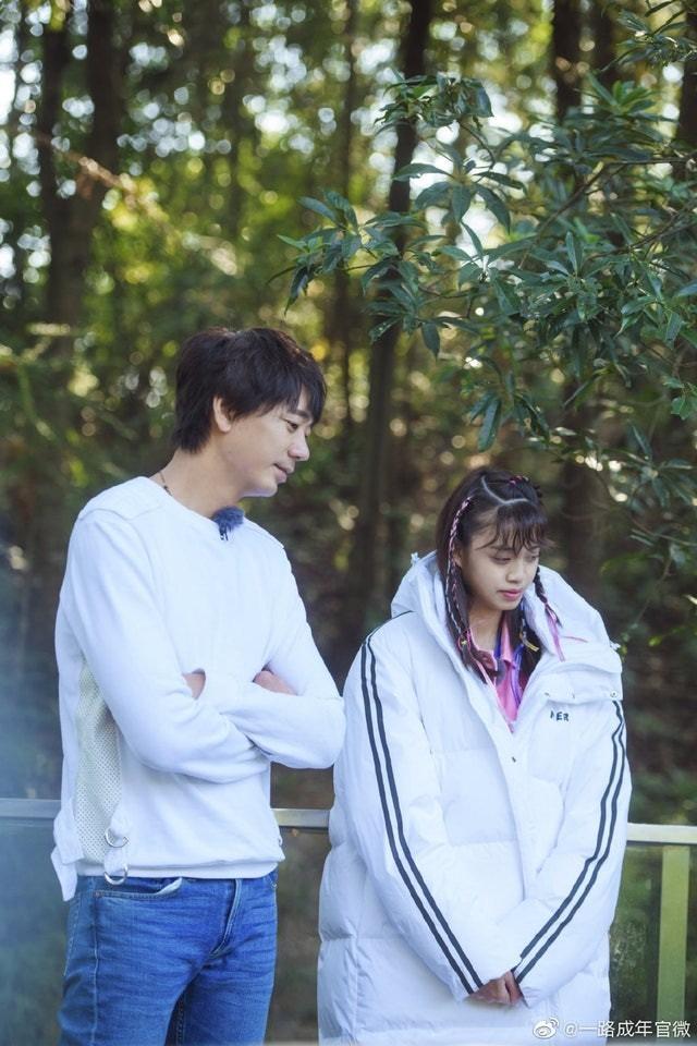 Sống chung nhà, nam ca sĩ nổi tiếng bị con gái ruột coi như người lạ-5