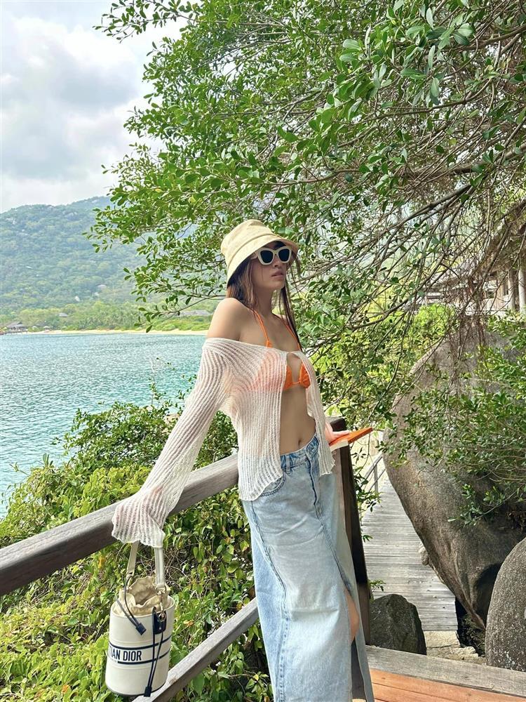 Đồ bơi của dàn Hoa hậu đình đám: Đỗ Thị Hà, Tiểu Vy - ai đẹp nhất?-7