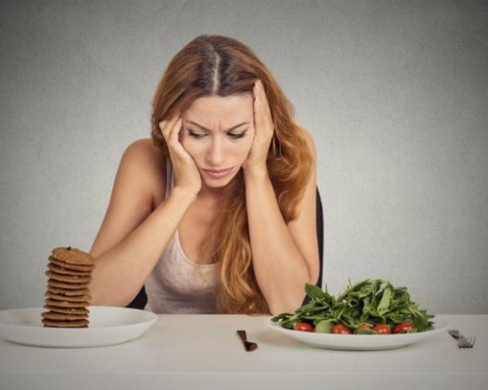 3 dấu hiệu cảnh báo ung thư thường xuất hiện trong bữa ăn-1