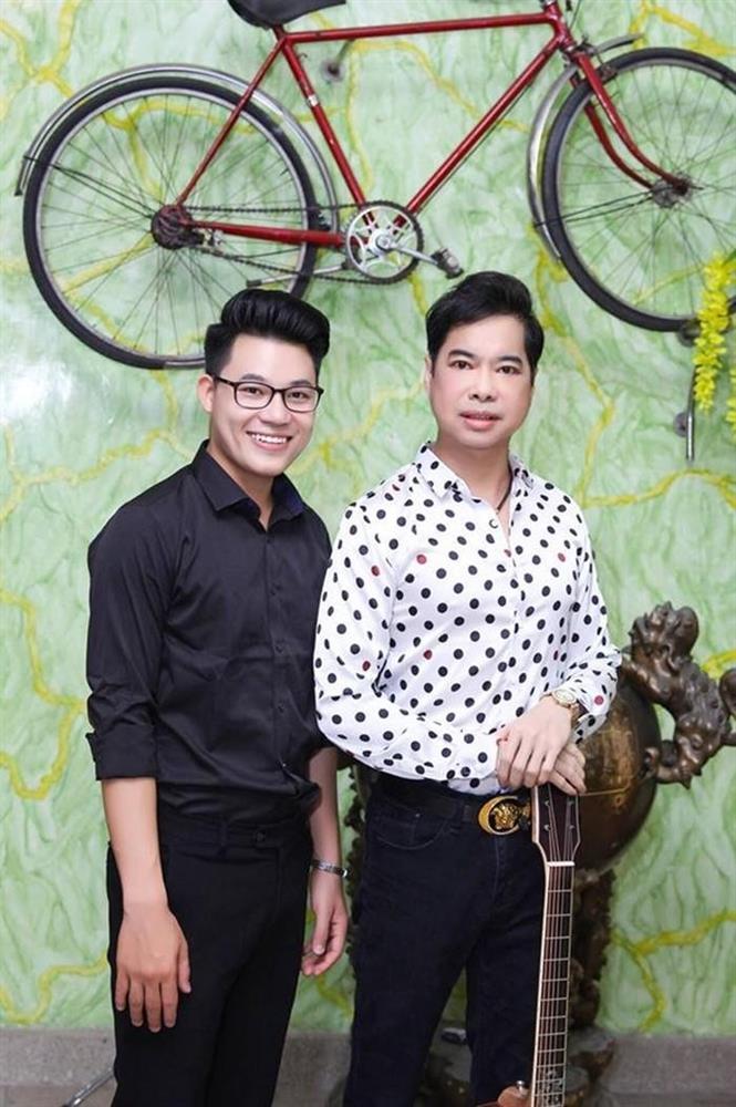 Biệt thự 400 tỷ được ca sĩ Ngọc Sơn quyết hiến tặng sau khi mất mẹ có gì khác người?-19