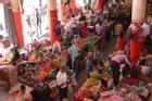 Khu chợ lạ nhất Ấn Độ: Đi 5.000 quầy không tìm ra 1 người đàn ông