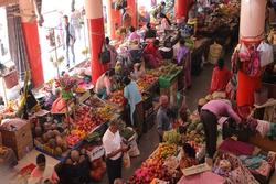 Khu chợ lạ nhất Ấn Độ: Đi 5.000 quầy không tìm ra 1 người đàn ông