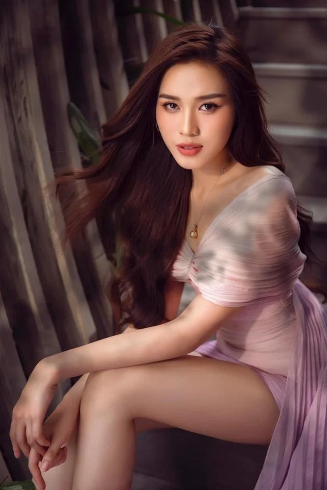 Hoa hậu Đỗ Thị Hà thoát mác gái quê sau khi hết nhiệm kỳ-8