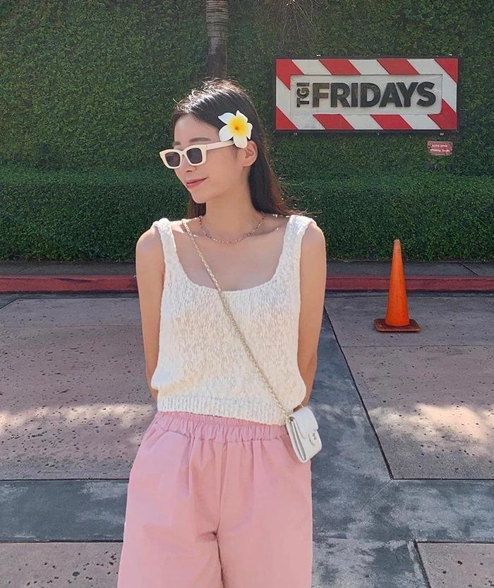 5 kiểu tóc nâng tầm nhan sắc, giúp bạn có ảnh đi du lịch xinh xắn-8