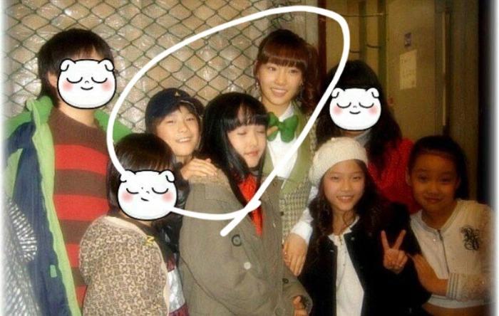 Bạn thân có biểu hiện suy sụp trên sân khấu sau khi Moonbin qua đời-5