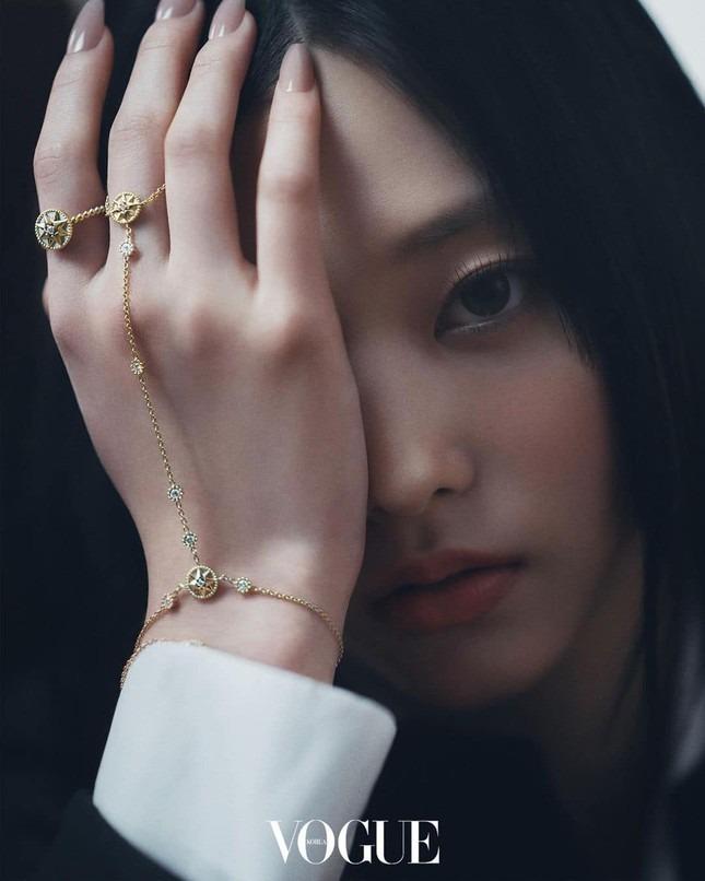 Haerin (NewJeans) được gọi tên là Đại sứ Dior nhưng netizen lo ngại hữu danh vô thực-2