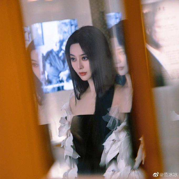 Vô tình lọt ống kính fan, Phạm Băng Băng gây sốt nhờ đẹp không tì vết-8