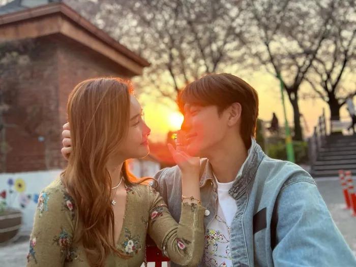 Cận kề hôn lễ, Lee Da Hae - Se7en tung ảnh cưới đẹp như mơ-4