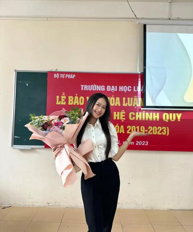 Văn Hậu luôn đồng hành bên Doãn Hải My từ khi công khai hẹn hò-1