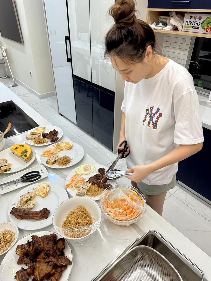 Cường Đô La than thở về cân nặng nhưng hóa ra ngầm nịnh vợ-2