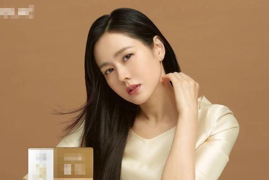 Son Ye Jin chính thức tái xuất sau khi sinh con