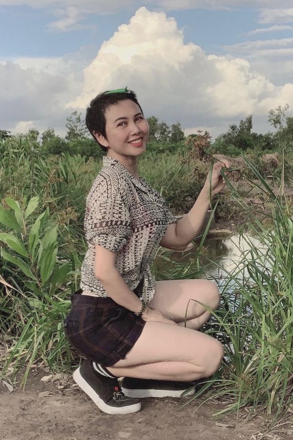 Mẹ Hoa hậu Thùy Tiên: Tuổi trung niên giữ nhan sắc mặn mà-3