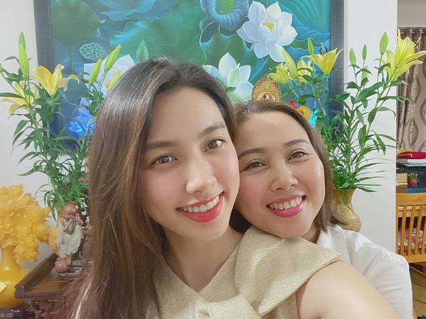 Mẹ Hoa hậu Thùy Tiên: Tuổi trung niên giữ nhan sắc mặn mà-6