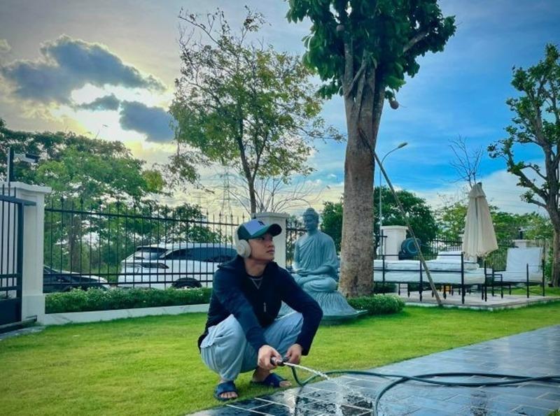 Quốc Trường sống độc thân trong biệt thự 40 tỷ, căn bếp ai cũng muốn sở hữu-10