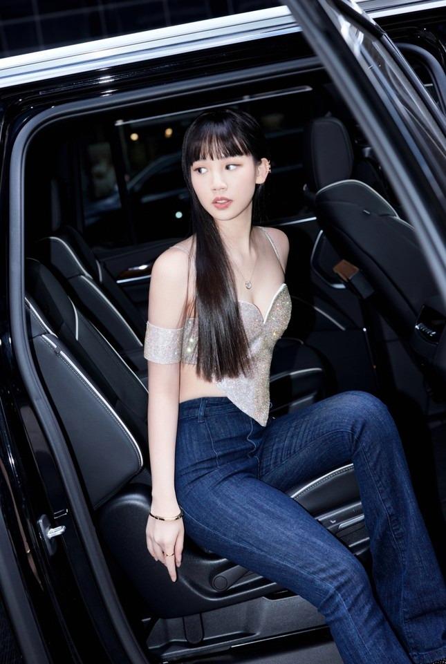 AMEE mặc gì khi tham dự sự kiện thời trang ở New York cùng Win Metawin, Zico?-2