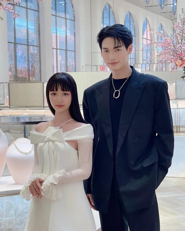 AMEE mặc gì khi tham dự sự kiện thời trang ở New York cùng Win Metawin, Zico?-6