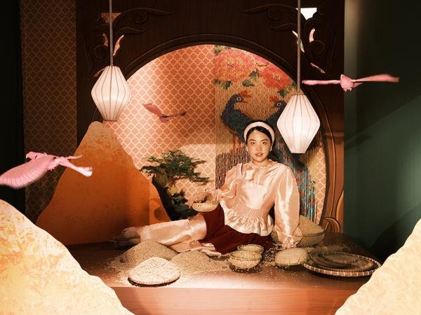 Vết gợn trong màn lột xác của Phương Mỹ Chi ở tuổi 20-1