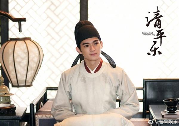 Tình đầu của hồ ly tỷ tỷ bị dìm thê thảm bởi tạo hình-9