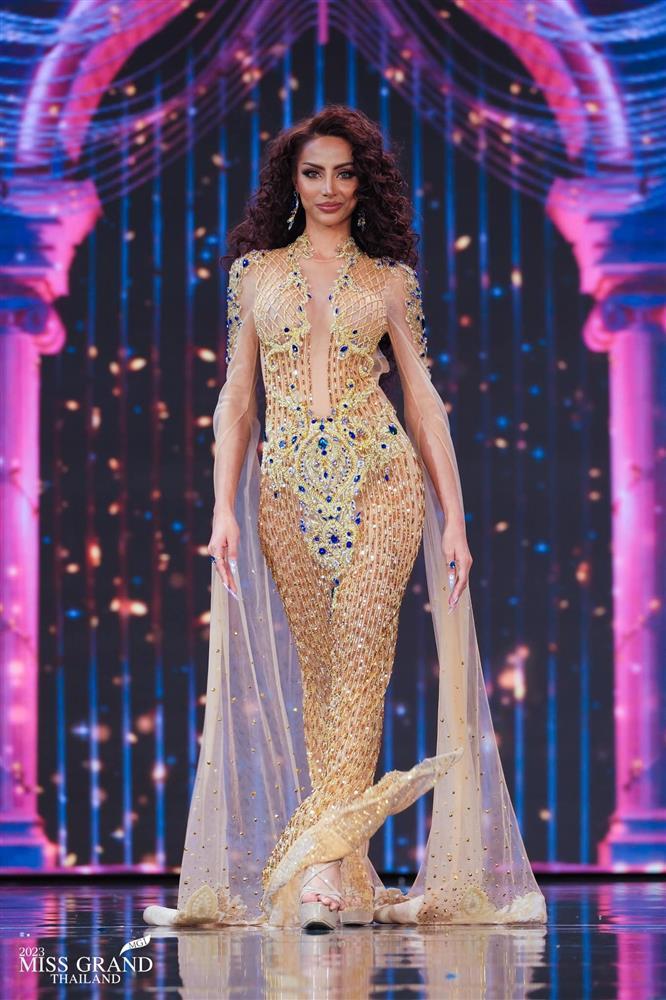 Váy dạ hội lộ nội y tràn ngập đêm bán kết Hoa hậu Hòa bình Thái Lan-11