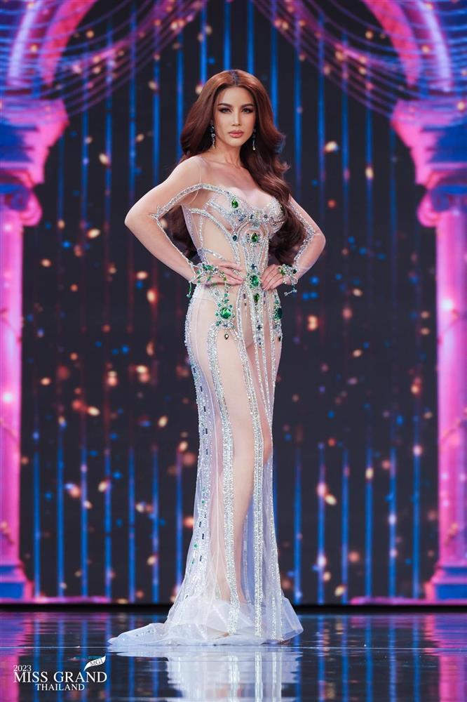 Váy dạ hội lộ nội y tràn ngập đêm bán kết Hoa hậu Hòa bình Thái Lan-12