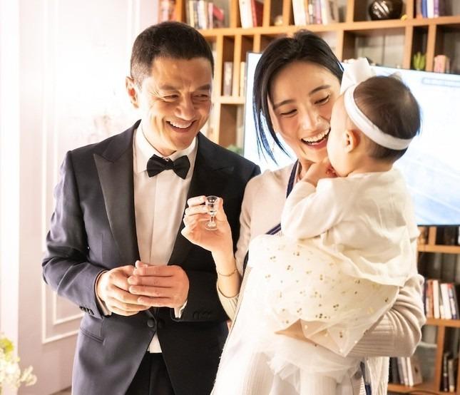 Lý Á Bằng bị cưỡng chế trả nợ 5,7 triệu USD-1