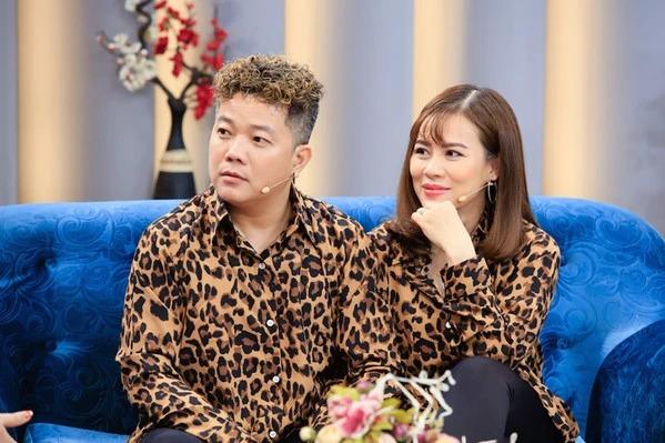 Diễn viên Hoàng Mèo làm rõ khoảnh khắc tình tứ cùng cô gái lạ hậu ly hôn-3