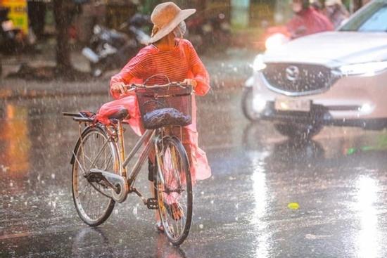 Dự báo thời tiết ngày Giỗ tổ Hùng Vương: Không khí lạnh tràn về, Bắc Bộ mưa lạnh