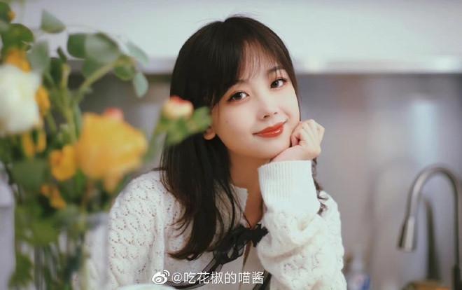 Loạt MC bị cấm sóng vì bê bối đời tư, ăn mặc quá sexy-3