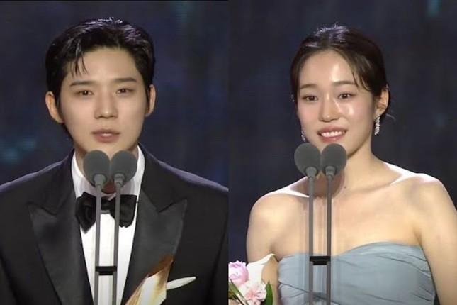 Baeksang 2023: The Glory đại thắng, chủ nhân Daesang khiến cả làng đều vui-2