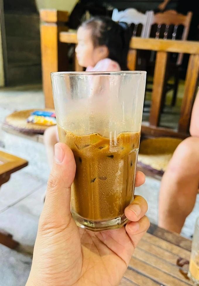 Khách Tây khen cà phê Việt ngon nhất thế giới, 10 phút uống 2 cốc-2
