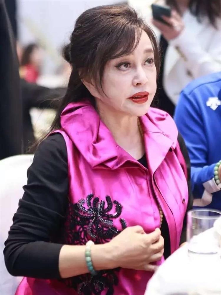 Sao nữ bị bóc trần nhan sắc chưa qua chỉnh sửa-16