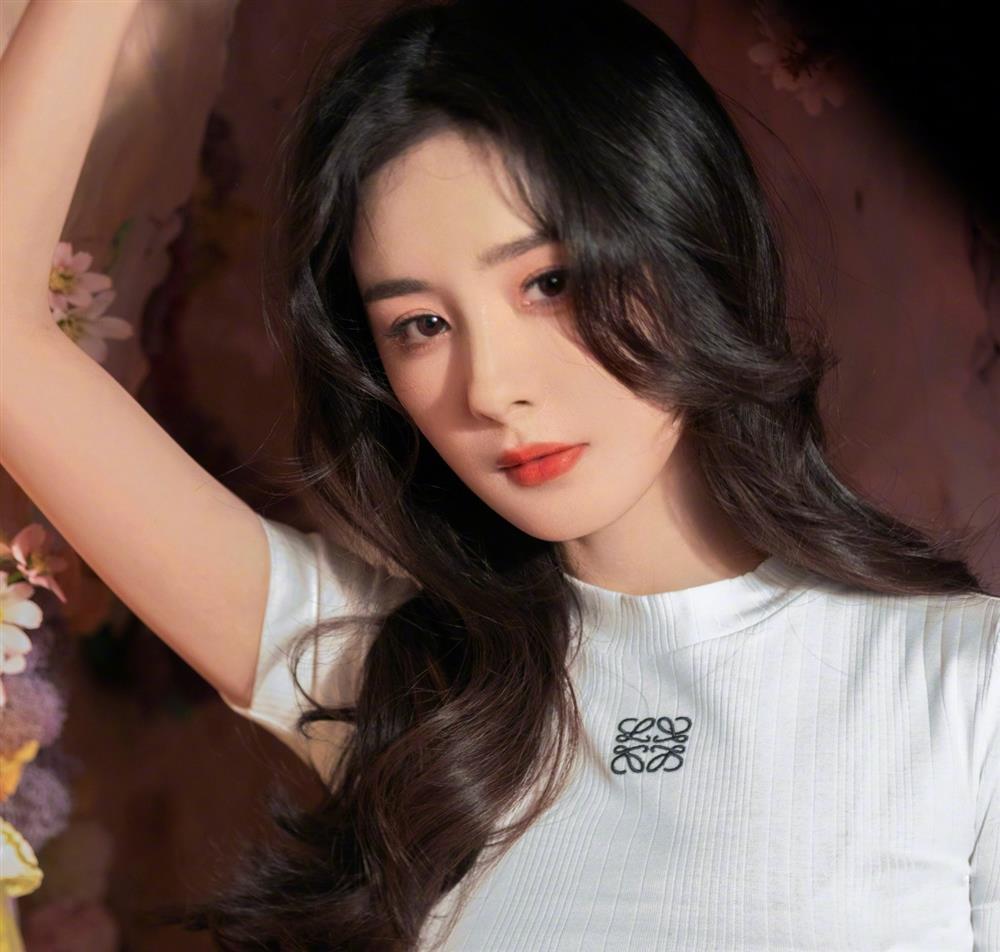 Sao nữ bị bóc trần nhan sắc chưa qua chỉnh sửa-3