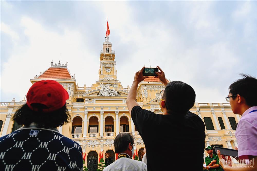 Bên trong toà nhà UBND TP.HCM hơn 110 năm tuổi-1