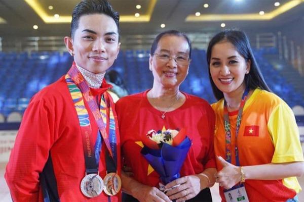 Mẹ ruột Khánh Thi: Văn công tài năng, U80 sắc vóc vẫn trẻ khỏe-4