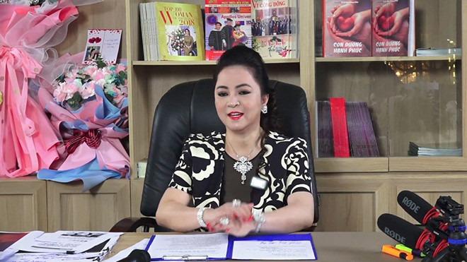 Lý do bà Nguyễn Phương Hằng xúc phạm Hoài Linh và một loạt nghệ sỹ-1