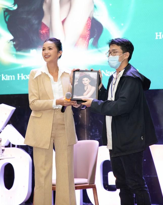 Hoa hậu Ngọc Châu lần đầu nói về việc mất tích trên MXH 24 giờ sau Chung kết Miss Universe 2022-2