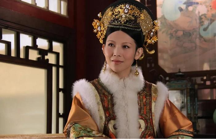 Chi Pu chuẩn bị đối đầu với ác nữ số 1 Chân Hoàn Truyện-4