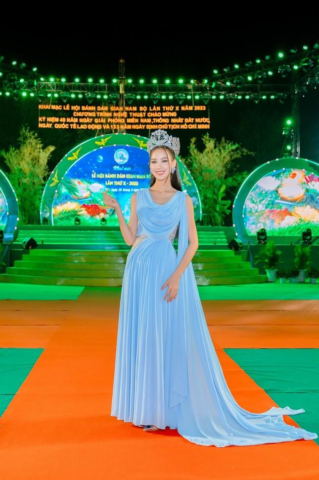 3 phong cách đối lập của Hoa hậu Bảo Ngọc tại Lễ hội Bánh dân gian Nam Bộ-3