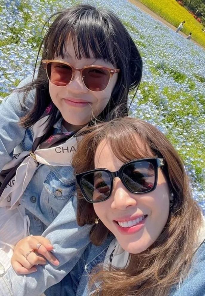 Sao Việt nghỉ lễ: Người vung tiền nghỉ dưỡng đắt đỏ, người về quê bình yên-5