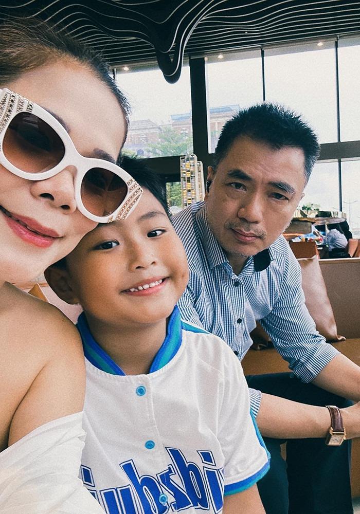 Sao Việt nghỉ lễ: Người vung tiền nghỉ dưỡng đắt đỏ, người về quê bình yên-10