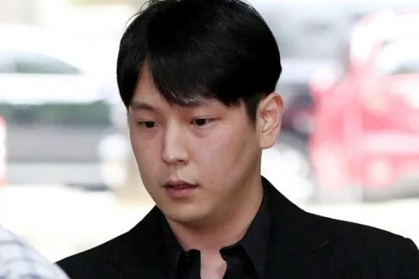 Nam ca sĩ liên tiếp bị cáo buộc tấn công tình dục-2