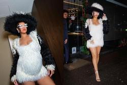 'Hot mom' Rihanna dạo phố cực cháy, ẩn ý tham dự Met Gala 2023?
