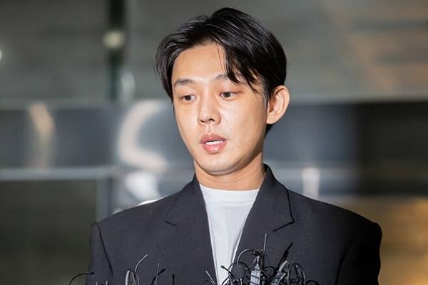 Yoo Ah In bị triệu tập điều tra lần 2 nhưng vội quay xe bỏ về vì lý do này-3