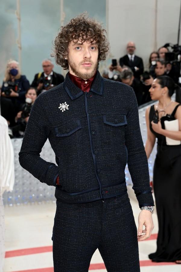 10 người mặc đẹp - xấu nhất Met Gala 2023 do truyền thông quốc tế chọn-10