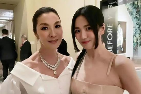 Song Hye Kyo lột xác bên Dương Tử Quỳnh ở Met Gala 2023