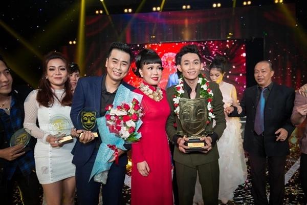 Quán quân Cười Xuyên Việt: Người vụt thành sao, người vướng lao lý-6