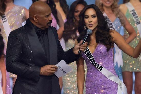 Nhiều quốc gia trở lại thi Hoa hậu Hoàn vũ dưới thời nữ tỷ phú chuyển giới