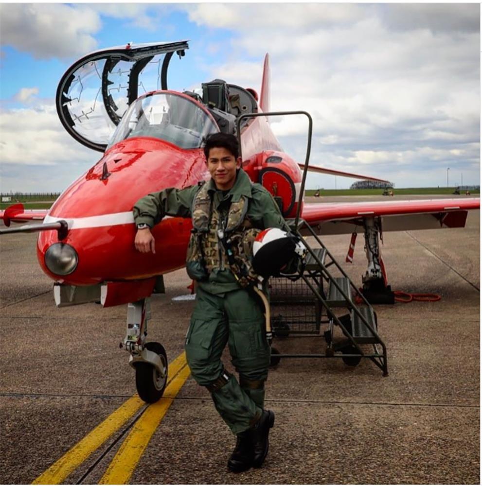 Hoàng tử 9X độc thân quyến rũ, con trai vị quốc vương có tài sản gần 30 tỷ USD-8