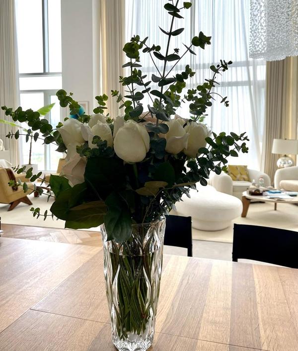 Vợ chồng Jang Dong Gun tung ảnh tình tứ kỷ niệm 13 năm ngày cưới-6